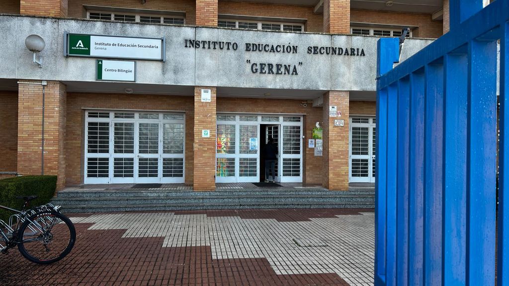 El instituto de Gerena celebra un acto en señal de recuerdo de Aarón