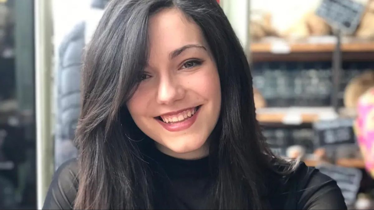 Isabel Esaín, la zaragozana ganadora del premio Cambridge a la tesis doctoral del año