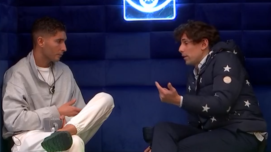 Ghita departe con Óscar