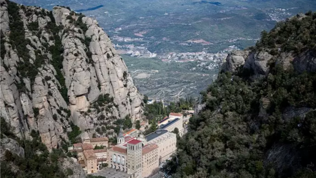 Buscan en Vacarisses, Barcelona, a un joven desaparecido tras acudir a Montserrat a hacer una ruta