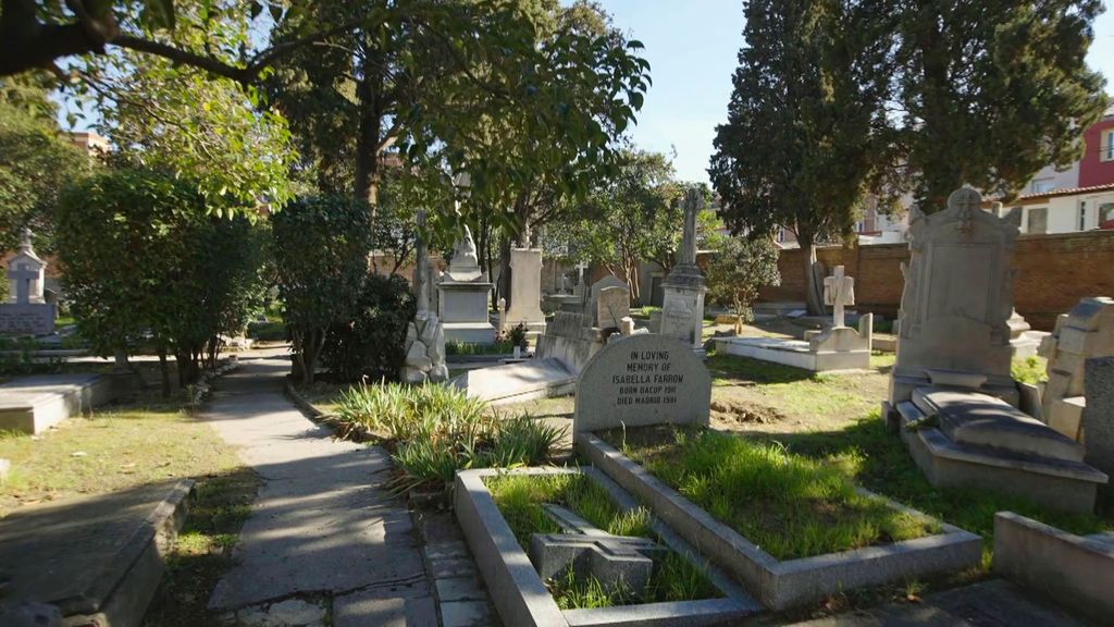 El cementerio inglés de Madrid donde fueron enterrados los espías que lucharon contra los nazis Cuarto Milenio Temporada 20 Top Vídeos 514