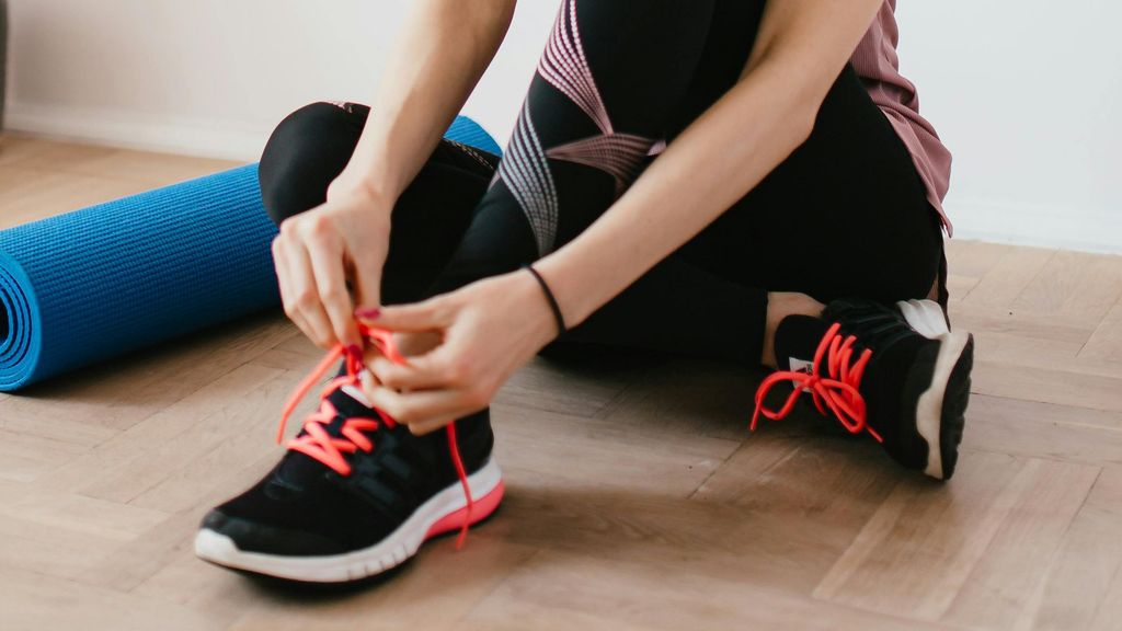 Caminar en casa es la tendencia fitness del momento