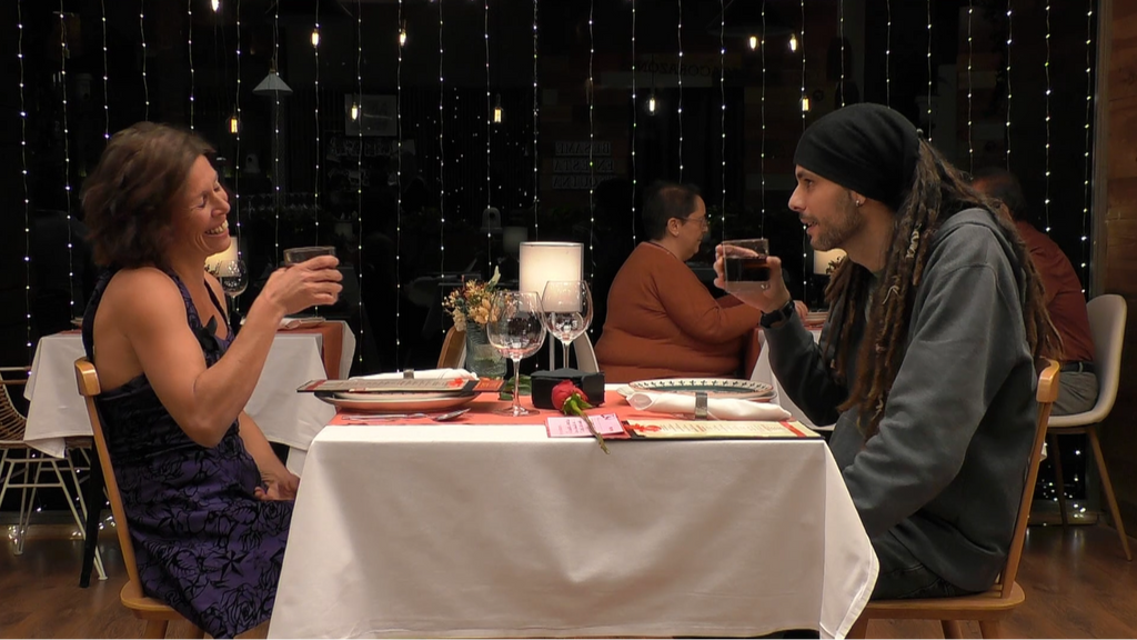 Sergio vuelve a 'First Dates' para quedarse prendado de su cita: "Estás preciosa"