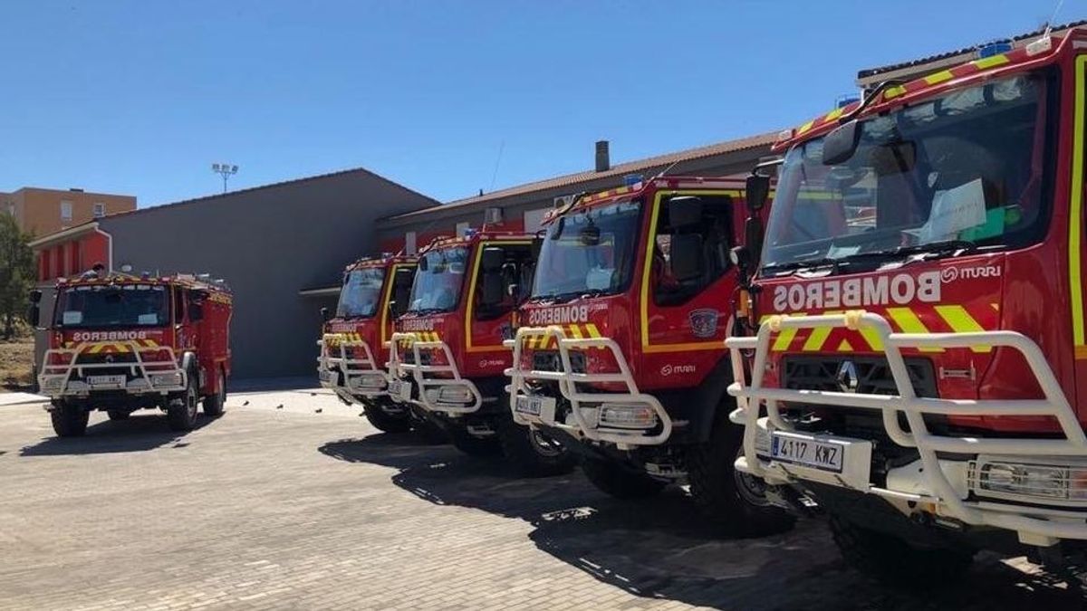 Una dotación de bomberos de Cáceres