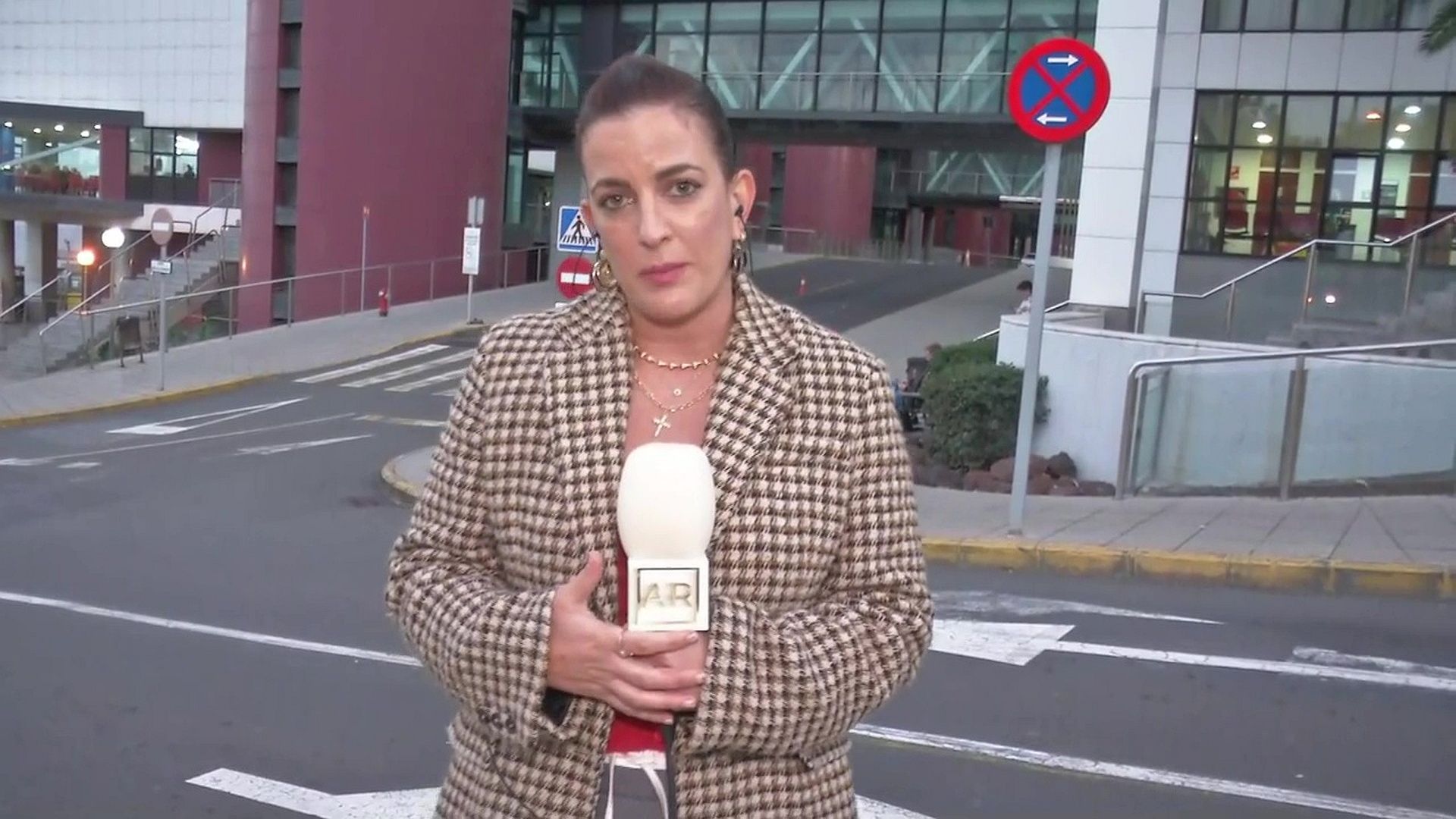 Ver TardeAR 14.01.2025 completo