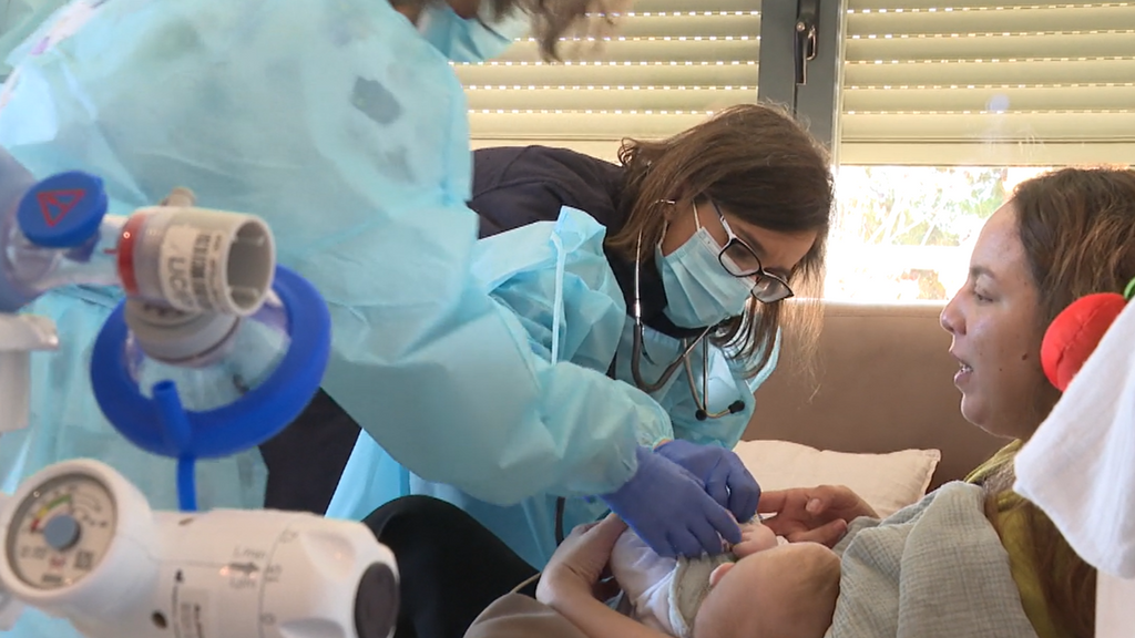 Atención médica infantil en casa, una posibilidad para los más pequeños: "Les mejora la calidad de vida"