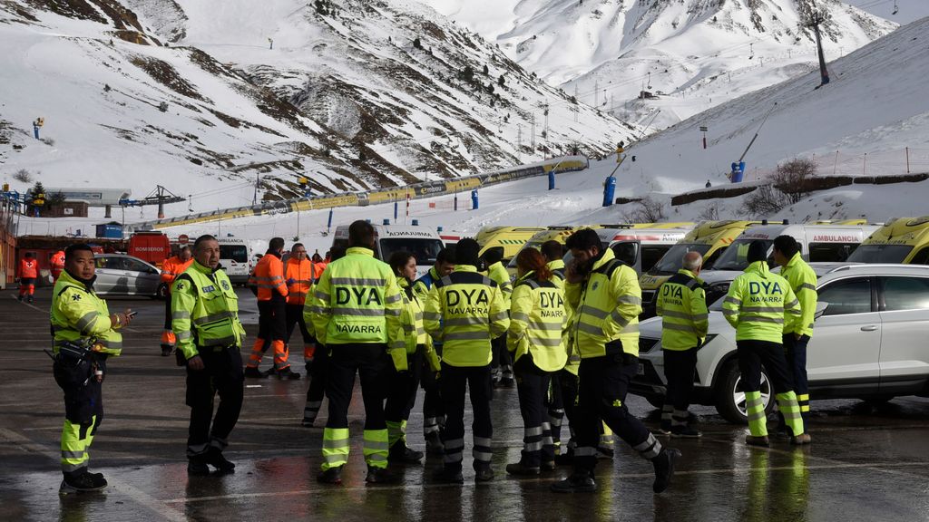 Controlada la emergencia del accidente un telesilla en Astún y evacuados los heridos