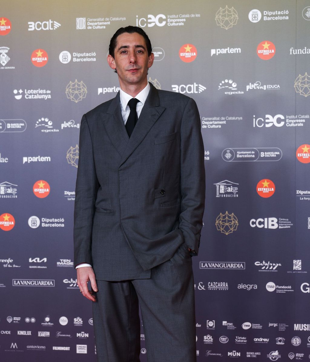 El actor Enric Auquer a su llegada al photocall de la gala de los XVII Premios Gaudi