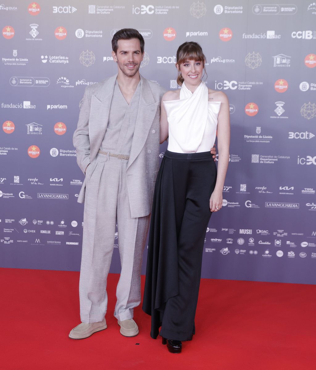 EuropaPress 6462817 presentadores gala actriz cantante paula malia actor marc clotet photocall