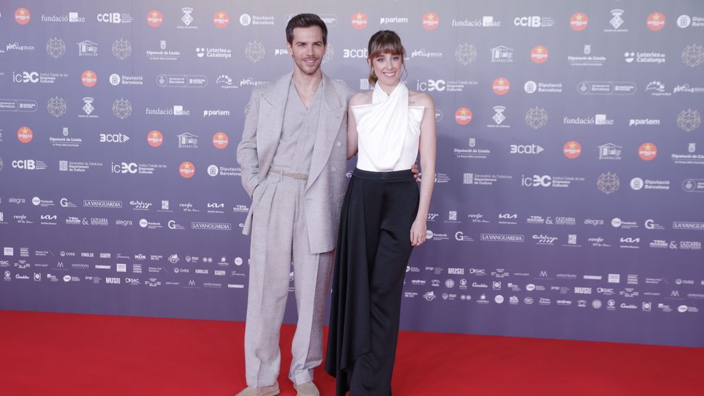 Los presentadores de la gala, la actriz y cantante Paula Malia y el actor Marc Clotet