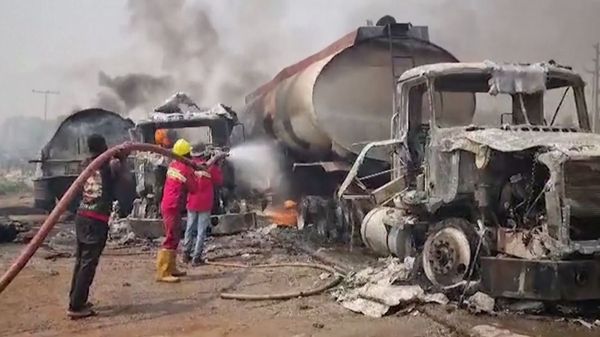 Al menos 77 muertos por la explosión de un camión cisterna en Nigeria
