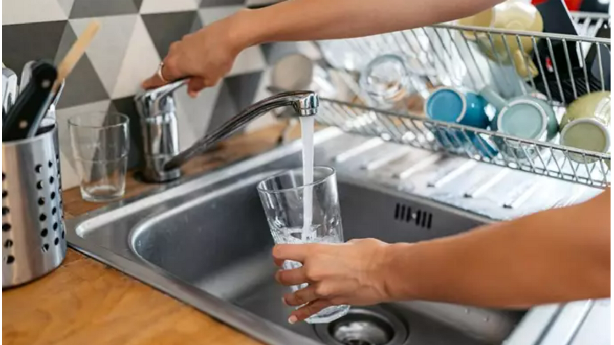 Tóxicos en el agua potable: observan sus contaminantes y su relación con el cáncer