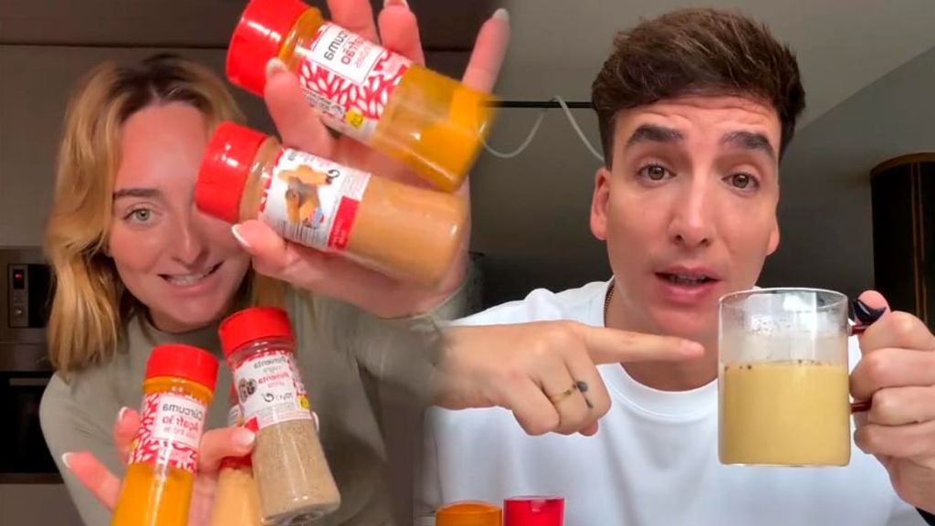 Así puedes hacer la 'leche dorada' en casa: los ingredientes y los pasos para su elaboración (Fotomontaje con imágenes de Instagram: @xusojones y TikTok: @nataliaxprr)