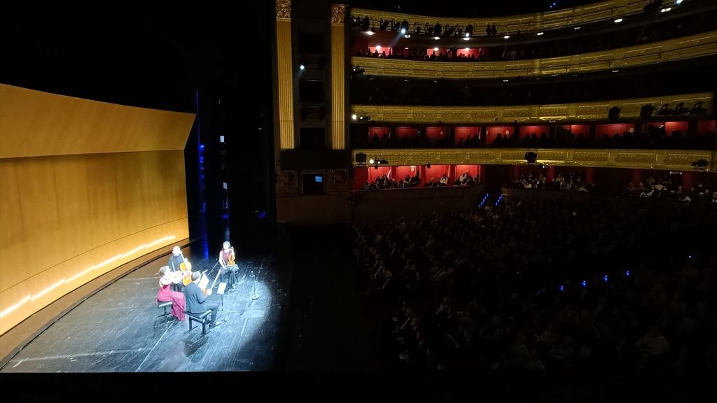 Los stradivarius conquistan el Teatro Real en homenaje a las víctimas de la DANA