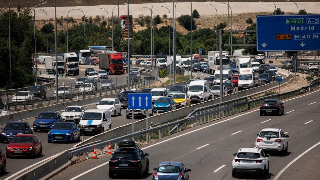 Los españoles pierden 40 horas al año en los atascos: ¿cuál es la ciudad donde más tiempo se pierde?