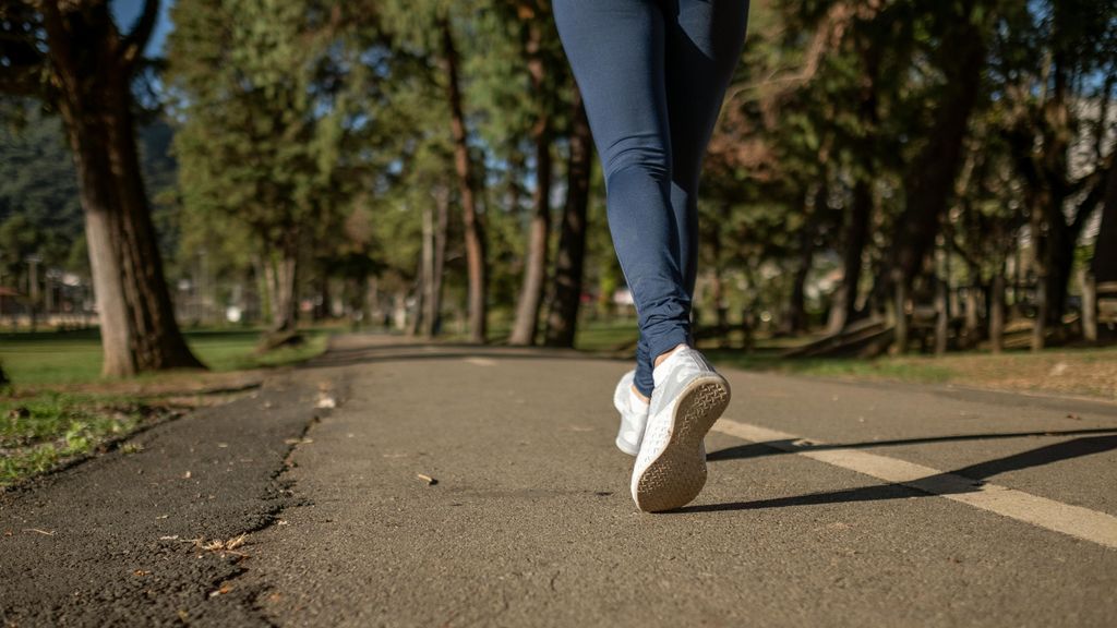 Si se realiza correctamente, caminar puede resultar muy efectivo