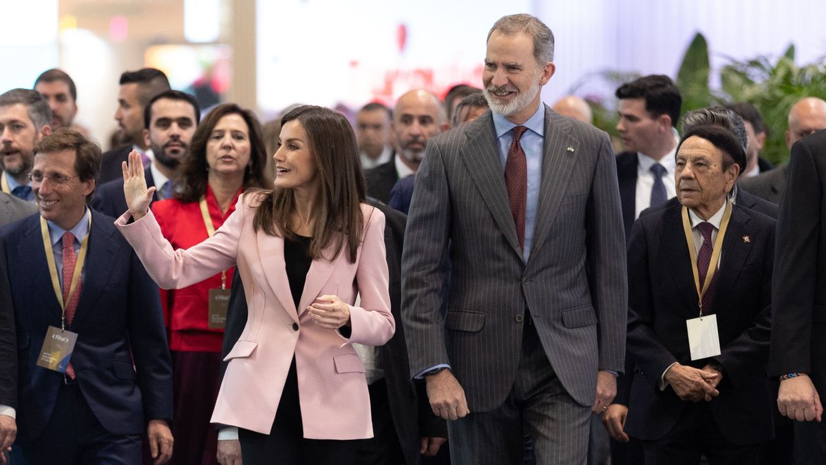 Los reyes Felipe y Letizia en Fitur 2025.