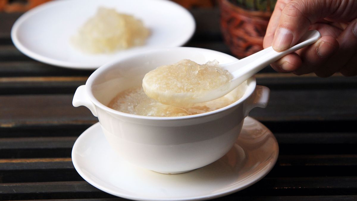 Sopa de nido de pájaro, un plato típico de China