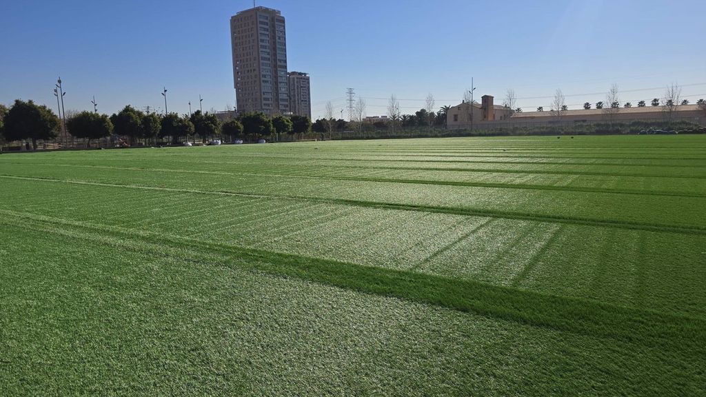 Campo de fútbol de La Torre en proceso de restauración