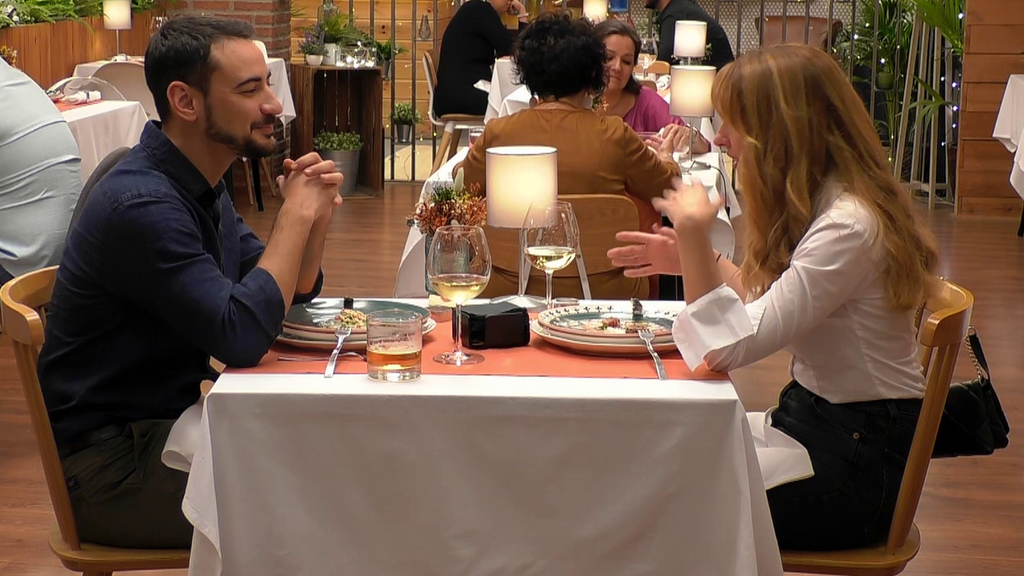 Coinciden plenamente en el tipo de relación que buscan en ‘First Dates’: “Soy chapada a la antigua, de lo que ya no hay”