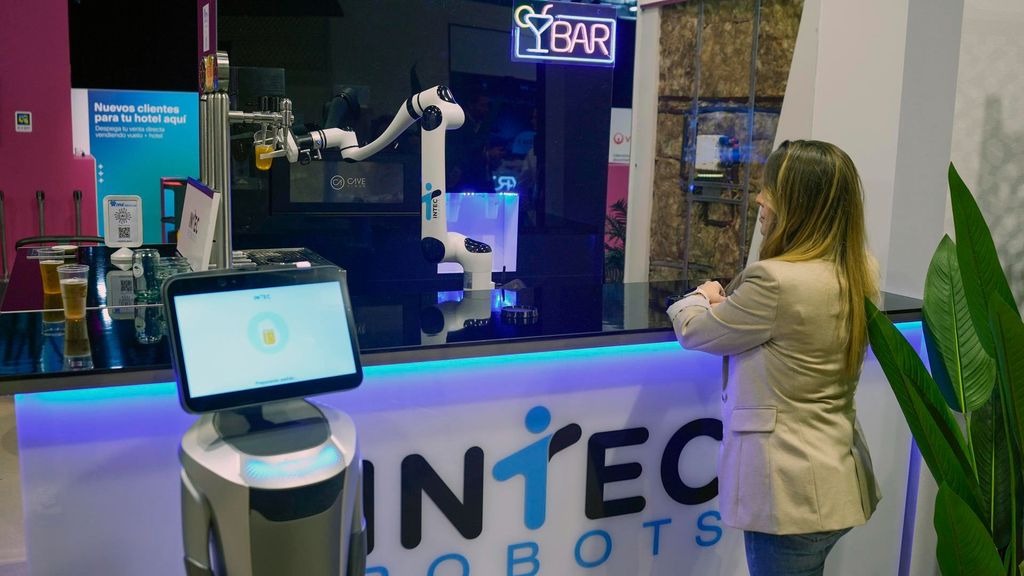 Bares robóticos en Fitur 2025