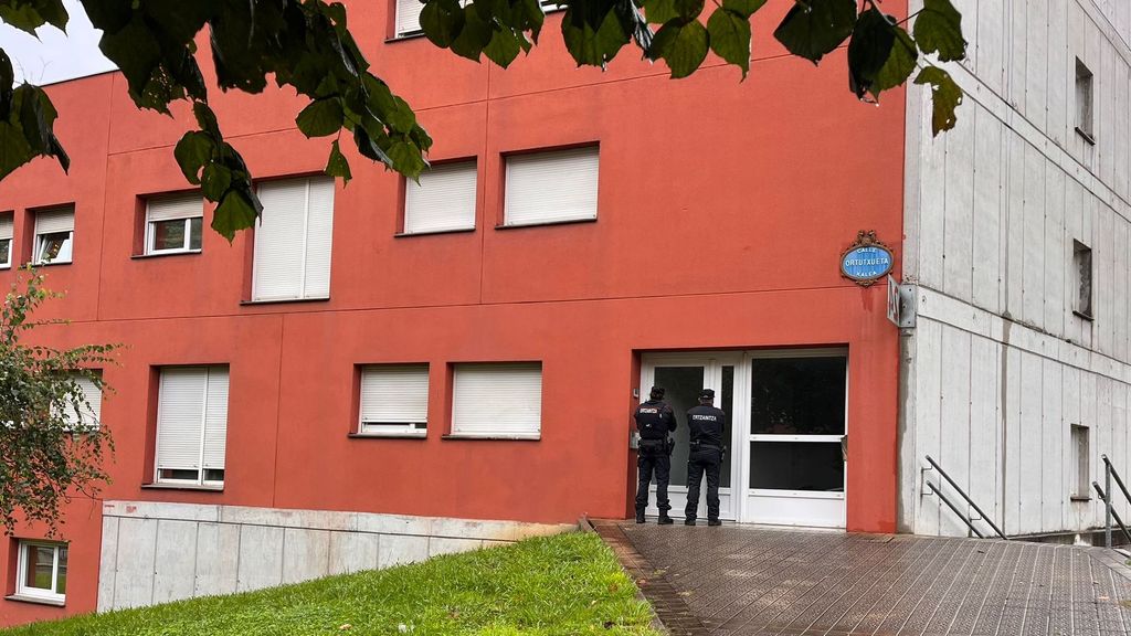 El crimen se produjo de madrugada en el domicilio de la pareja, en Bilbao