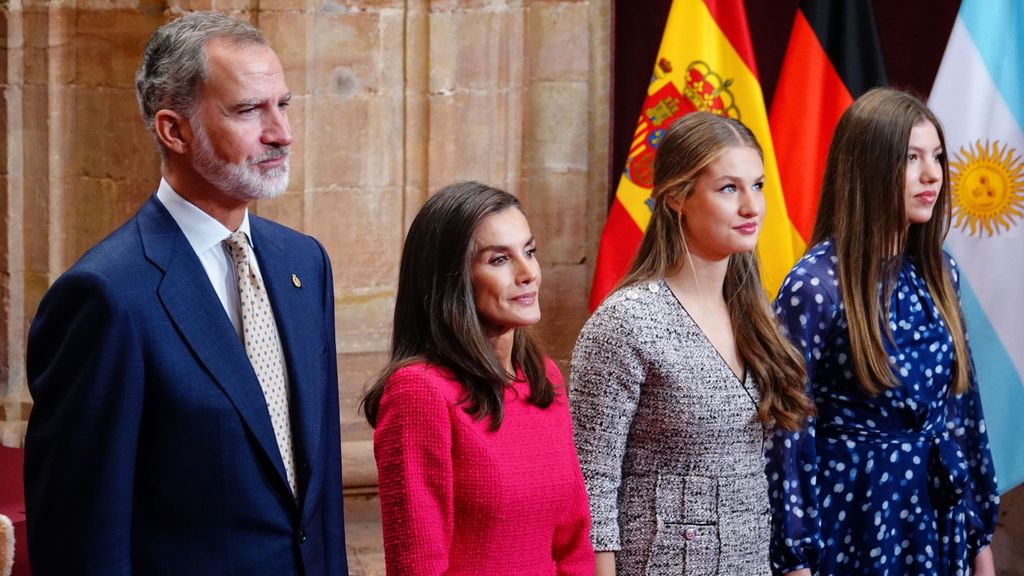 Los reyes Felipe y Letizia, la princesa Leonor y la infanta Sofía en octubre de 2024.