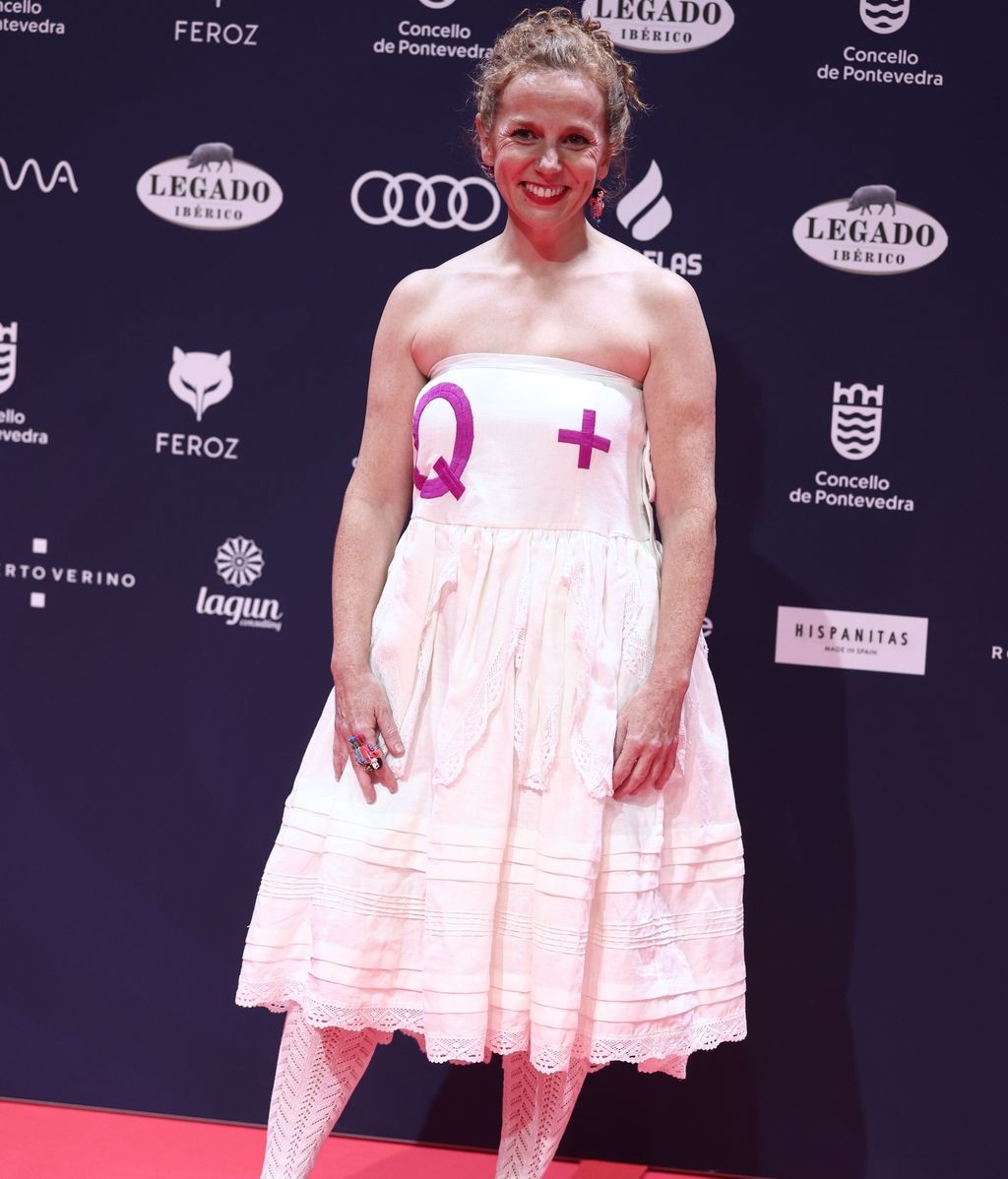 La actriz María Vázquez posa en la alfombra roja de los Premios Feroz 2025