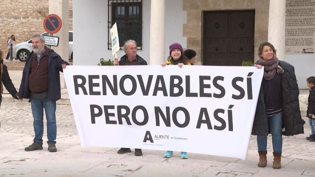 Agricultores y vecinos afectados por macroplantas fotovoltaicas exigen moratorias y mesa de negociación