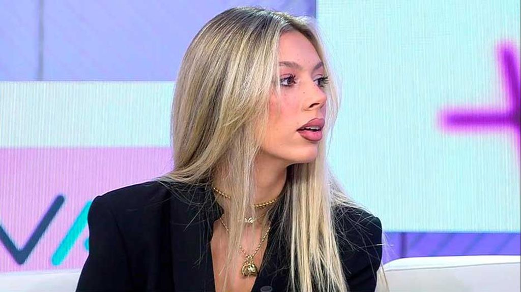 Alejandra Rubio defiende a Carlo Costanzia del paparazzi que le acusa de lanzarle huevos: "Es una barbaridad"