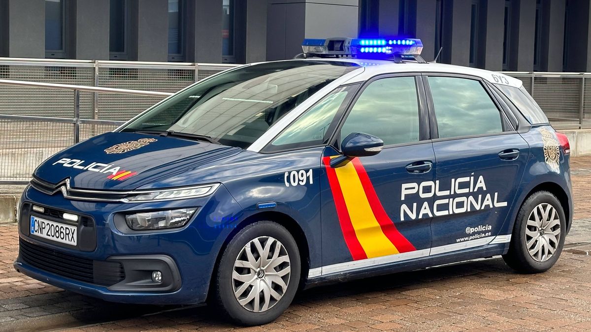 Coche de la Policía Nacional