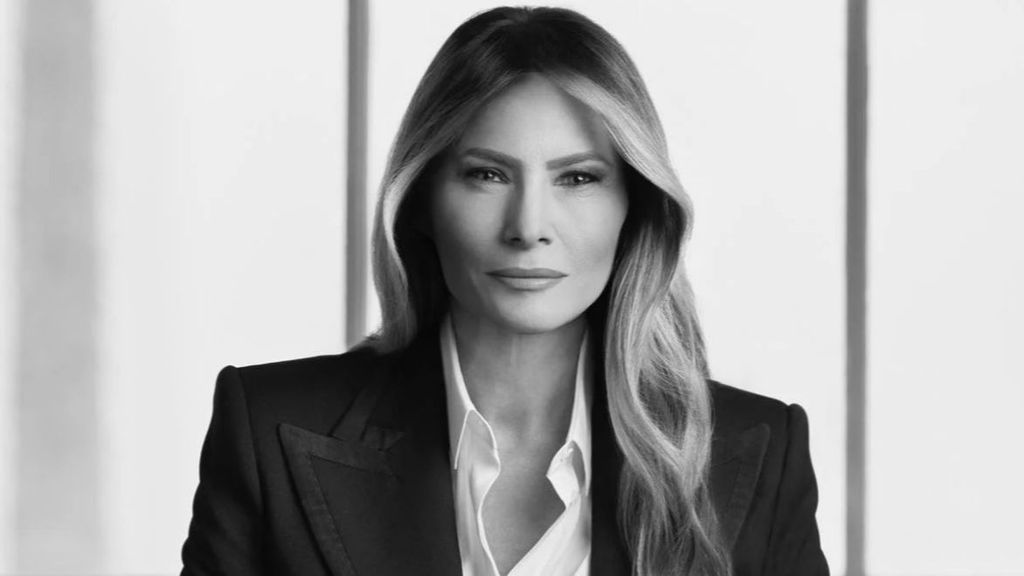 Melania Trump en su nuevo retrato.