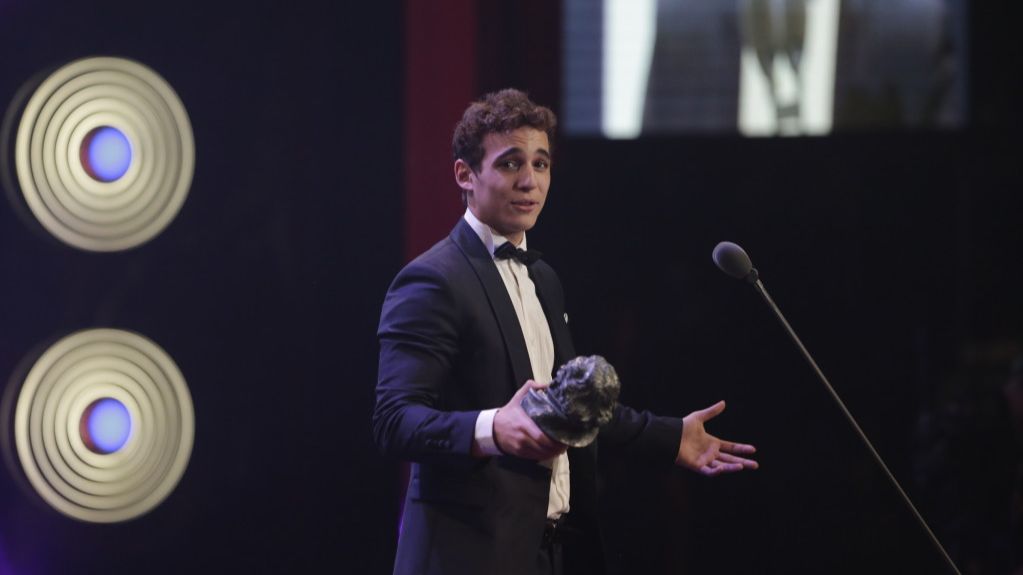 Miguel Herrán durante su discurso en los Goya 2016