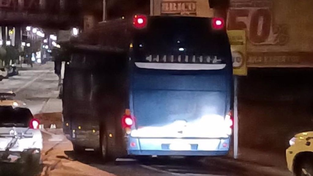 Autobús de un equipo de fútbol sala infantil que conducía un chofer bajo los efectos del alcohol en Ferrol, A Coruña