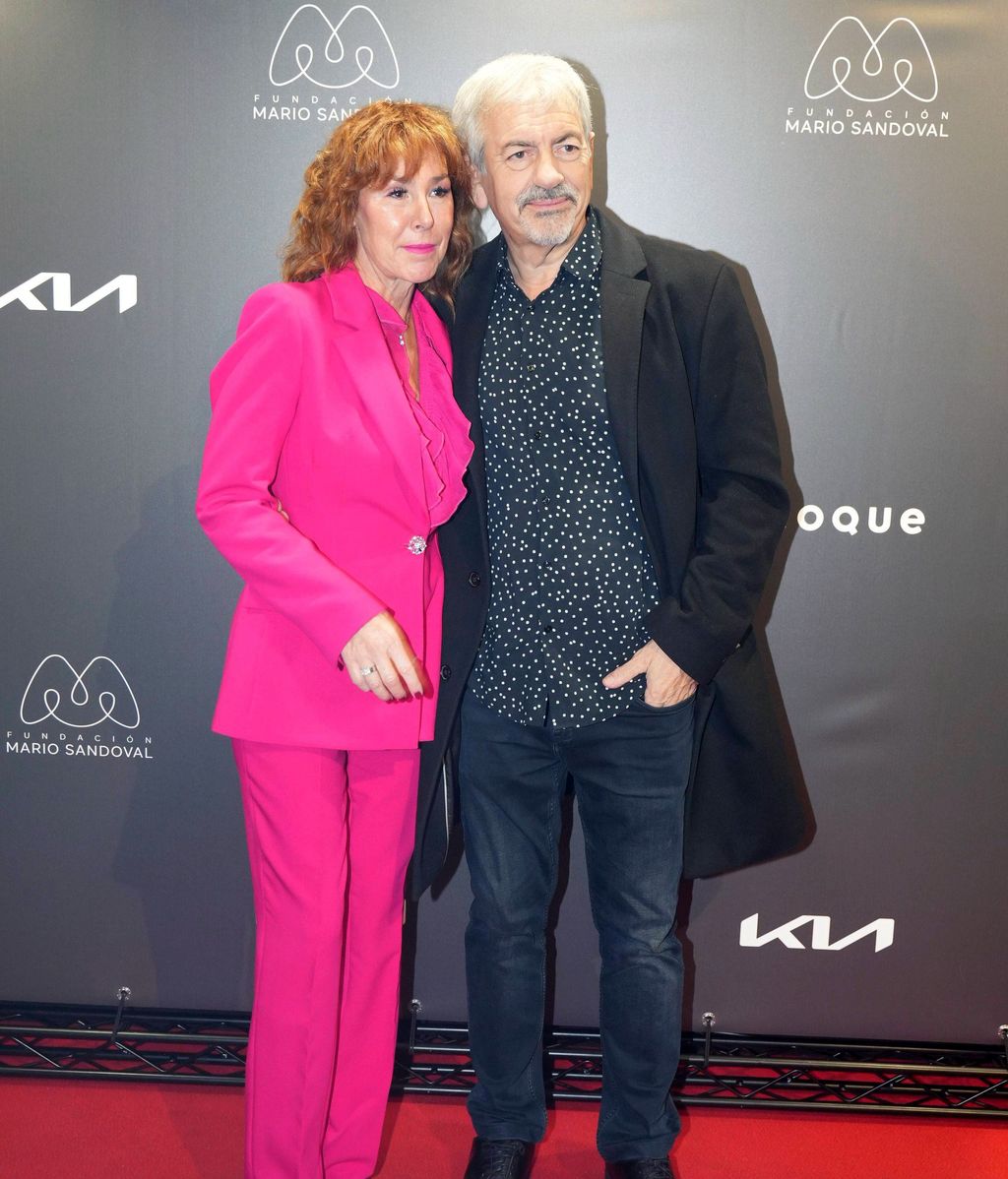 Carlos Sobera y Patricia Santamarina