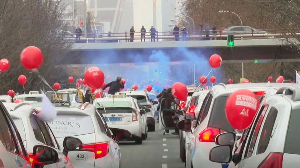 Huelga nacional del taxi: convocan una movilización lenta por toda España