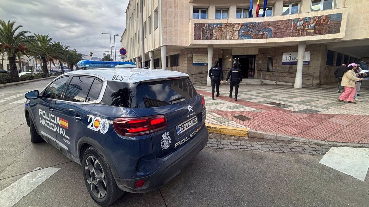 Vehículo de la Policía Nacional