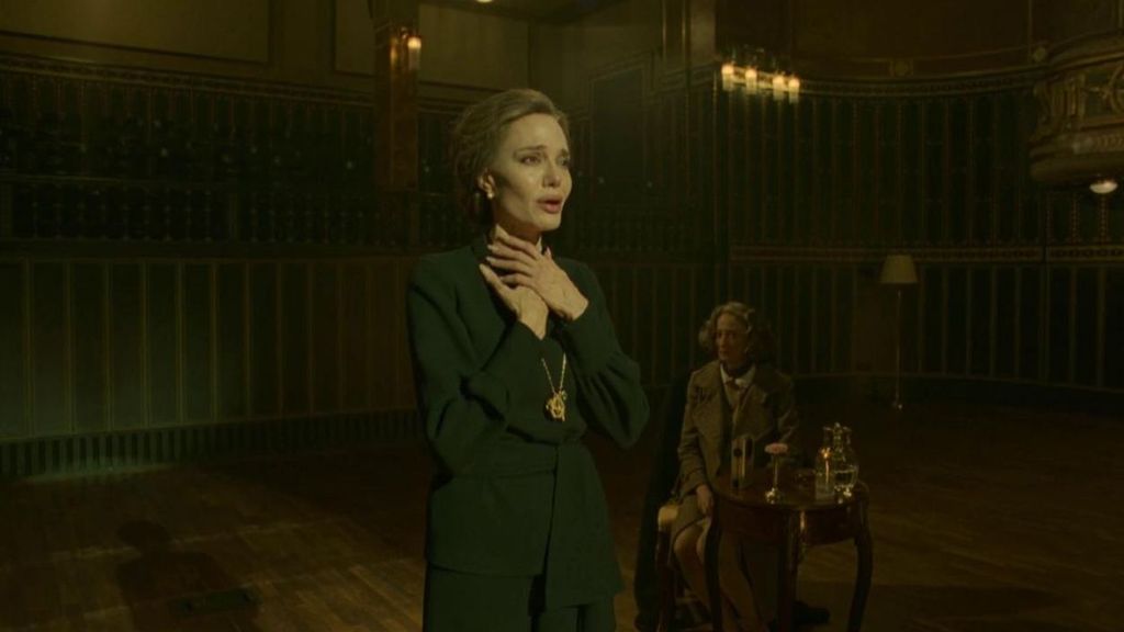 Angelina Jolie recrea la trágica historia de la soprano María Callas: así fueron sus últimos días en París