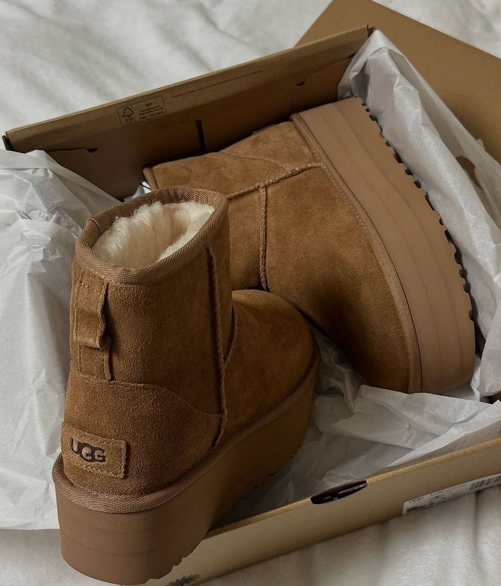 Botas UGG en su caja original