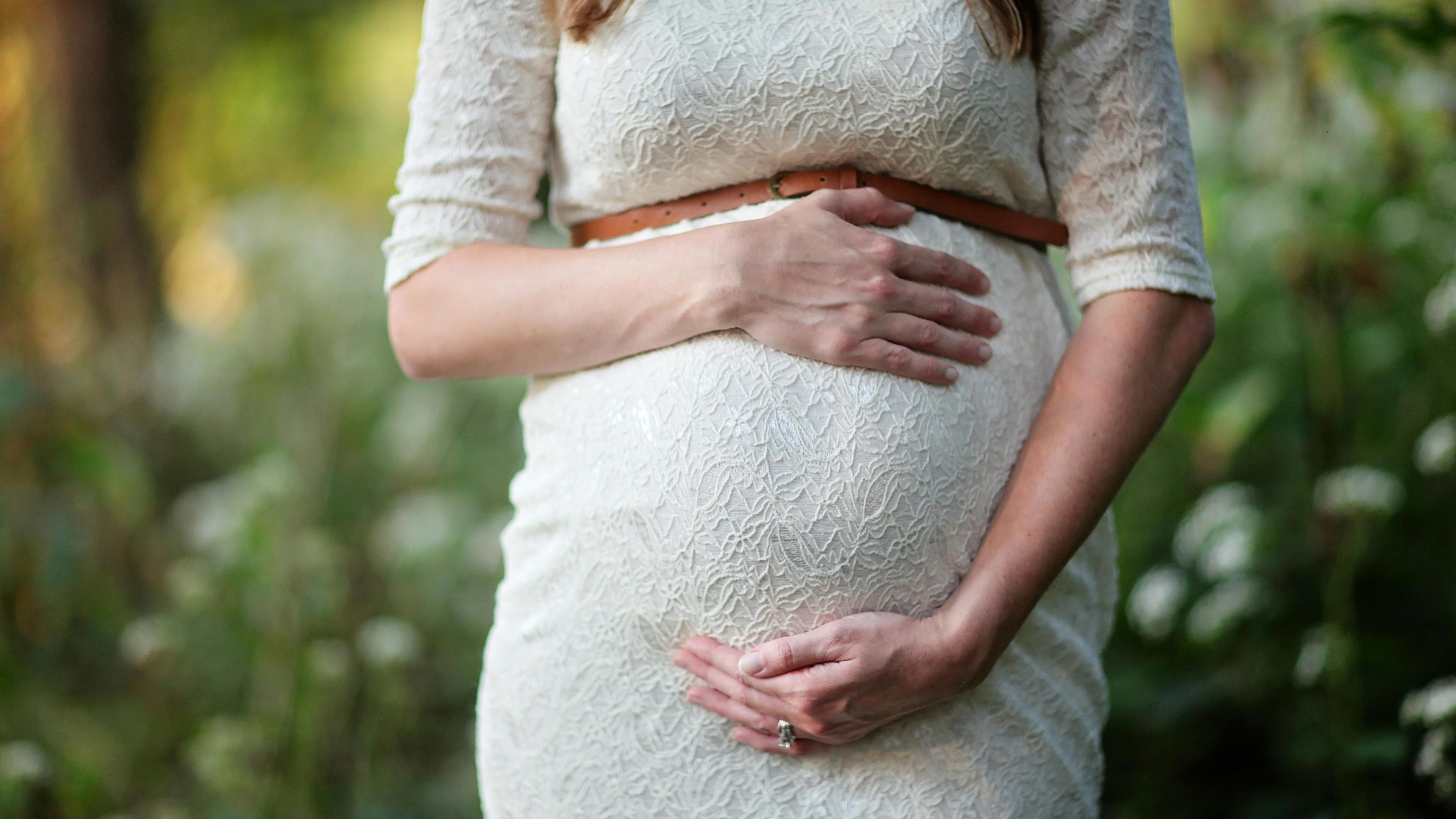 Imagen de archivo de mujer embarazada