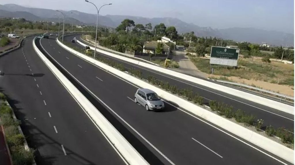 Carretera de Valldemossa en Palma, islas Baleares.