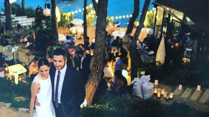 Frank Blanco contrajo matrimonio en 2013 con la periodista Sira Fernández, con la que tiene dos hijos