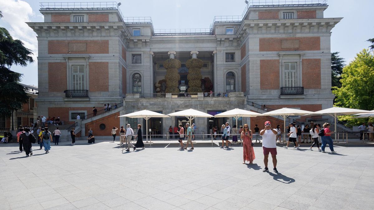 Archivo - Entrada, puerta de Goya, del Museo del Prado, a 8 de septiembre, en Madrid (España). El Museo Nacional del Prado fue inaugurado en 1819 y a lo largo de su historia centenaria, ha cumplido con la alta misión de conservar, exponer y enriquecer el