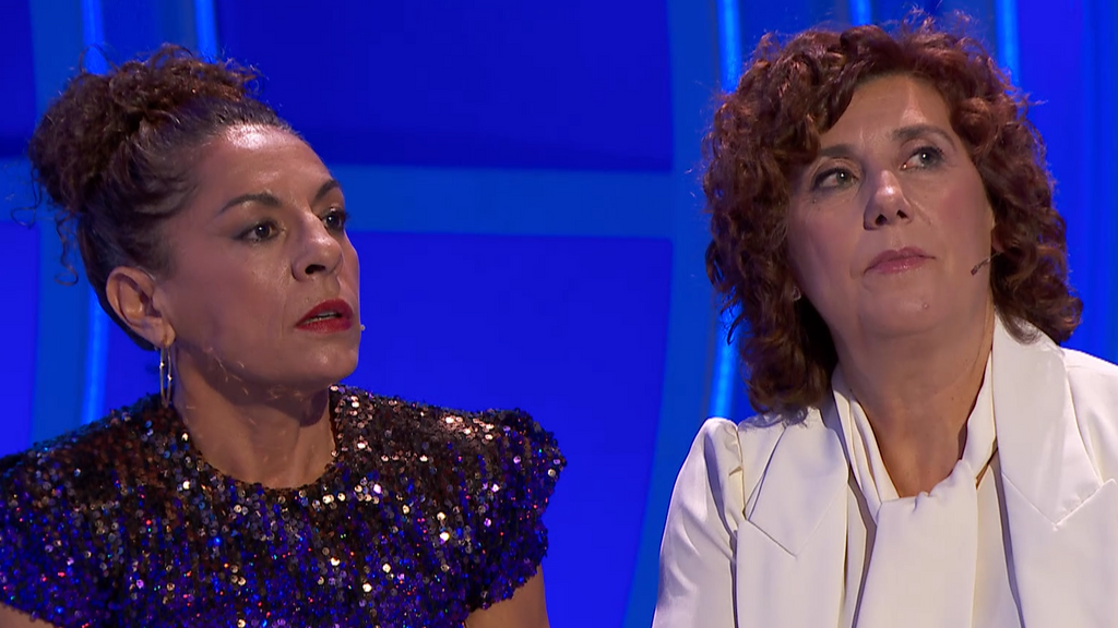 Cristina Medina sorprende a Manoli, una mujer diagnosticada con cáncer de mama: ''Hay que darle visibilidad'' Hay una cosa que te quiero decir Temporada 1 Top Vídeos 22