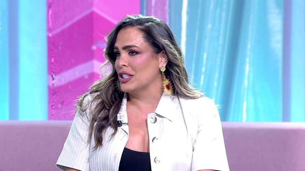 Amor Romeira, muy afectada por la situación de Anabel Pantoja: "Se están diciendo barbaridades" Fiesta 2025 Top Vídeos 471