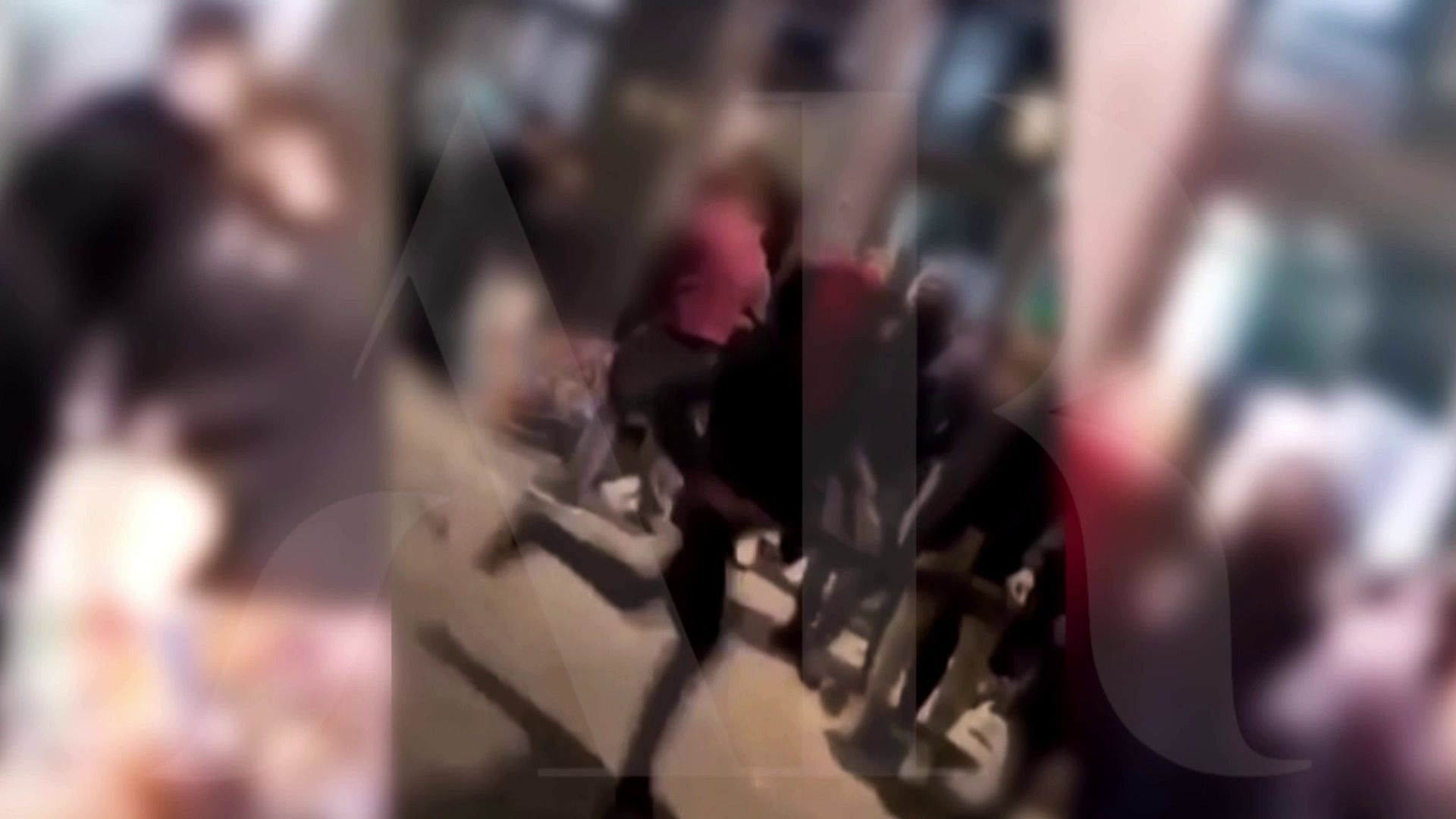 Las imágenes de la emboscada a Jaime Guerrero: ocho encapuchados, cara tapada y de negro - Crimen en primera persona