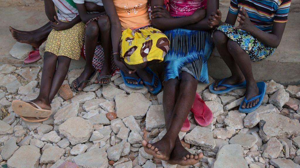 Niñas que escaparon de la mutilación genital en Uganda.