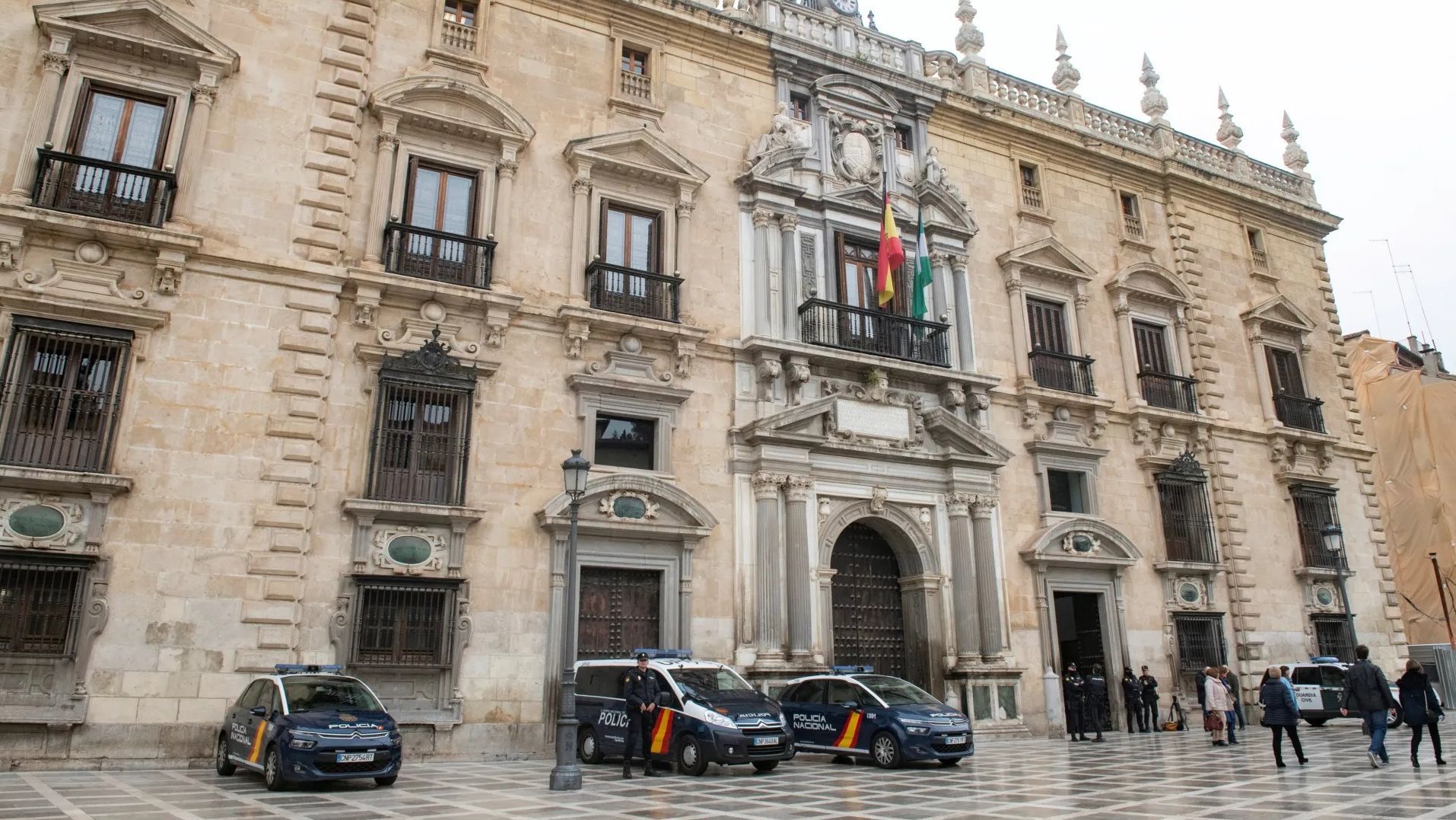Fachada del edificio del Tribunal Superior de Justicia de Andalucía (TSJA), en Granada