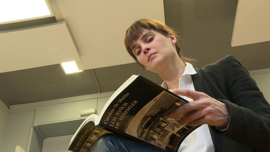 'Los niños de Himmler', el libro de Carolina de Mulder: cómo la Alemania nazi utilizaba mujeres para engendrar 'súper bebés de raza aria'