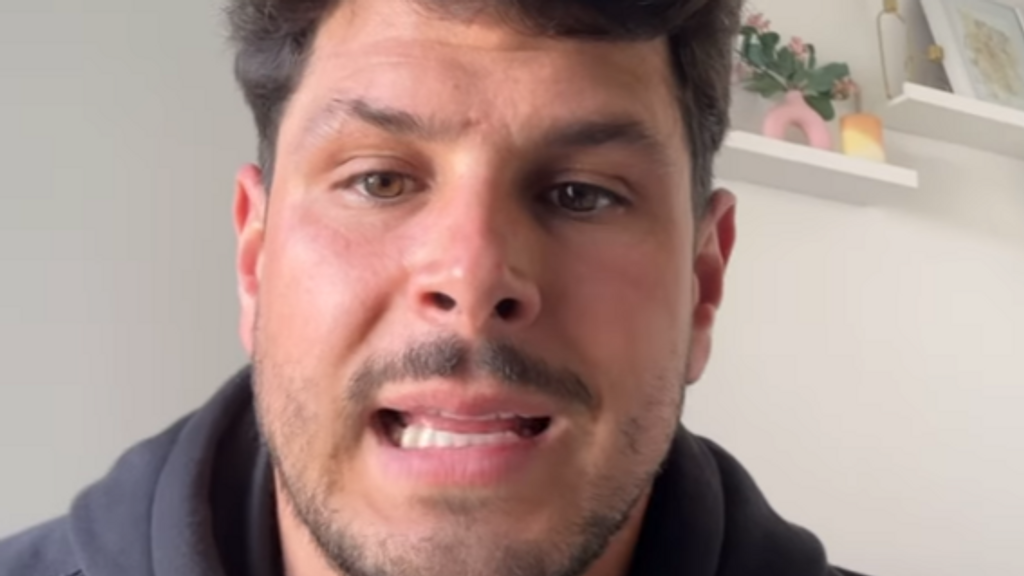 Alejandro Nieto aclara dónde vive su hijo